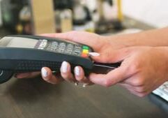 Retail advocate: Swipe fees ruling is largest Main St. 'relief package' in Illinois