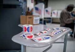 Illinois Quick Hits: Polls close today at 7 p.m.