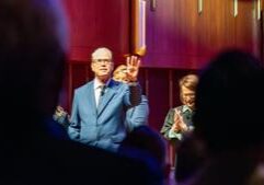 Illinois Quick Hits: Indiana governor 'working hard' to attract Bears
