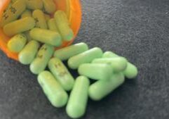 Illinois group pushes drug pricing bill opposed by business groups