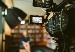 Illinois Quick Hits: Governor announces green tax credits for film and TV